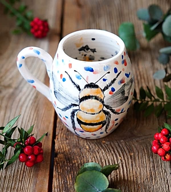 El Yapımı Çini Mug Arı