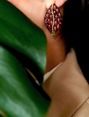 El Yapımı Tasarım Mercan Taşlı Gümüş Küpe