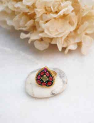 El Yapımı Tasarım Kuvars ve Mercan Taşlı Gümüş Yüzük