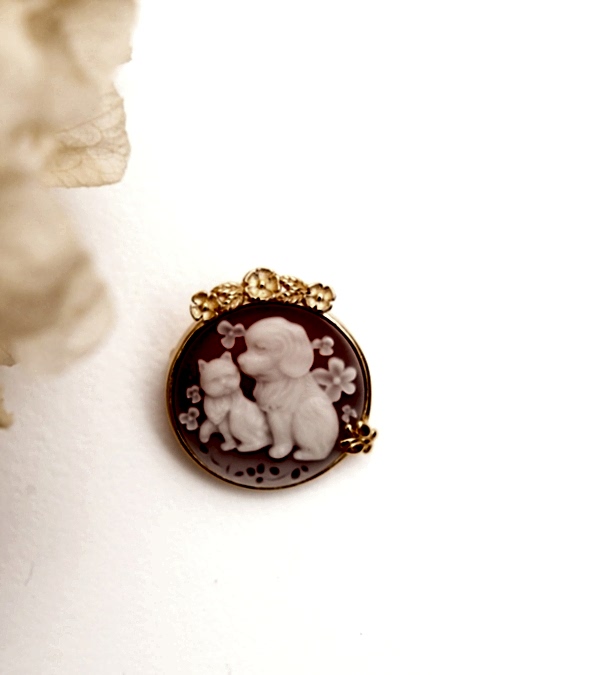 El Yapımı Tasarım Gümüş Cameo Broş