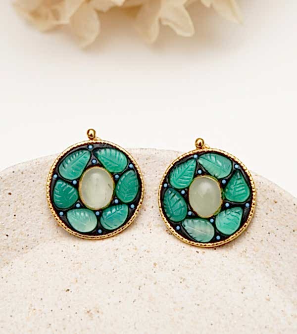 Zümrüt ve Aytaşı Gümüş Küpe