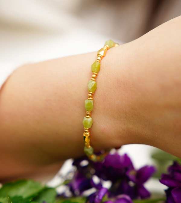 El Yapımı Tasarım Gümüş Yeşim Taşı Bileklik