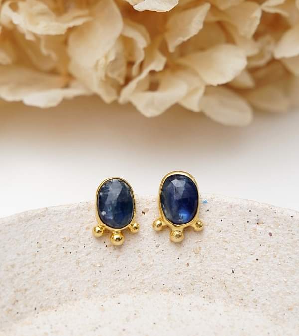 El Yapımı Tasarım Kyanit Taşlı Gümüş Küpe