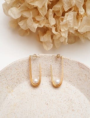 El Yapımı Tasarım İncili Gümüş Küpe