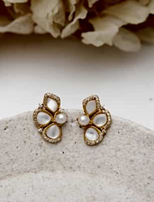 İnci ve Sedefli Gümüş Küpe