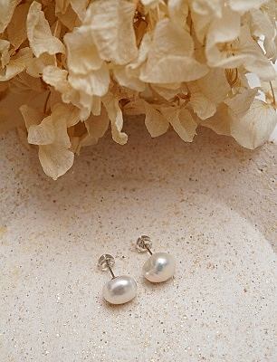 İncili Gümüş Küpe