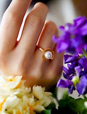 Çiçek Tasarımlı İncili Gümüş Yüzük