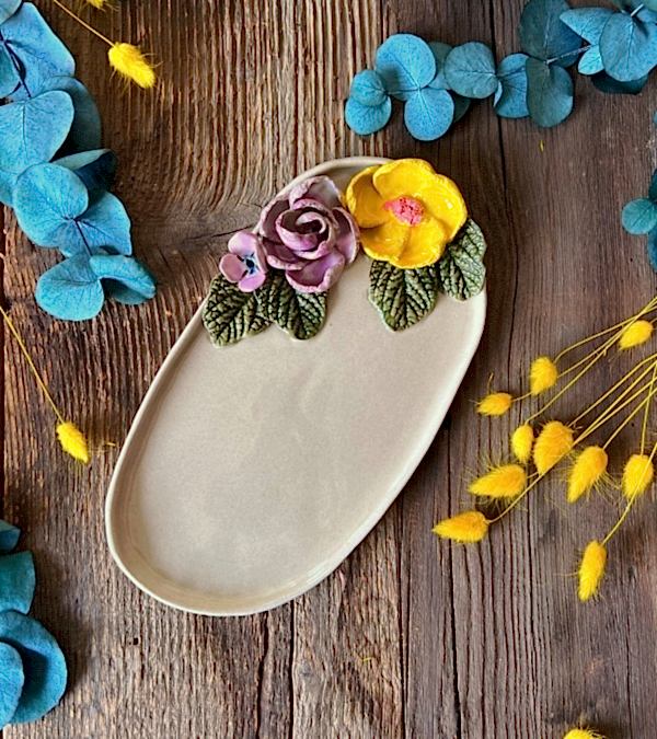 Mor Çiçekli Büyük Oval Kahvaltılık Tabak