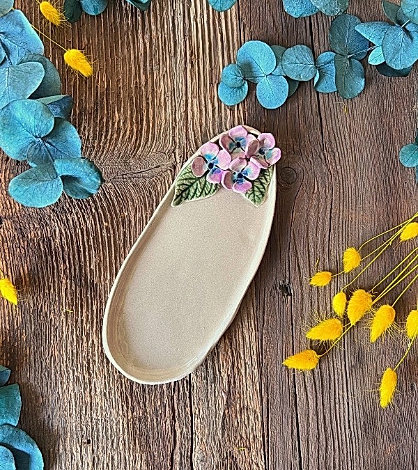 Mor Çiçekli Oval Kahvaltılık Tabak