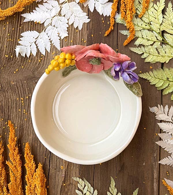 Pembe Çiçekli Kase