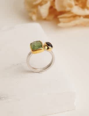 Yeşil Kyanit ve Yakut Taşlı Gümüş Yüzük