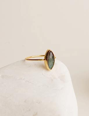 Labradorit Taşlı Gümüş Yüzük