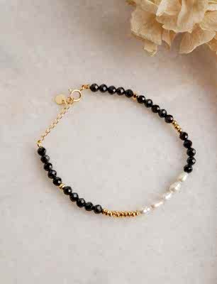 Oniks ve İncili Gümüş Bileklik