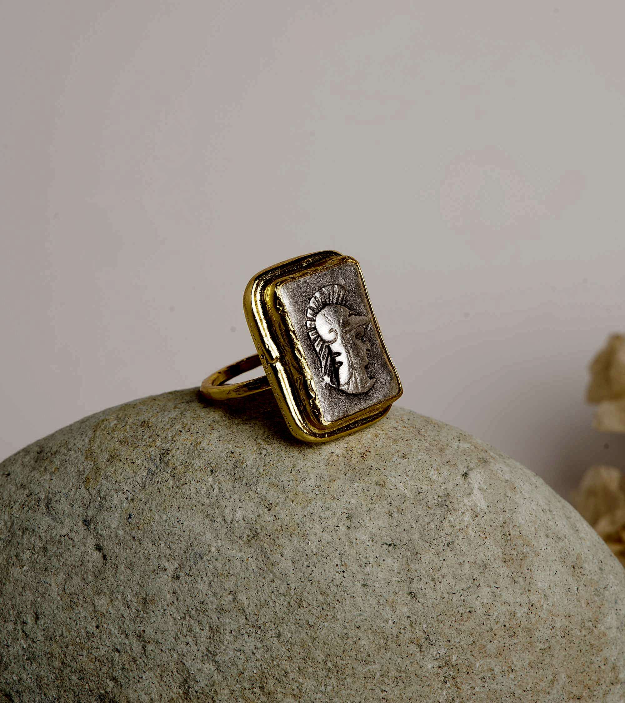 Tarihi Para Tasarımlı Pirinç Yüzük